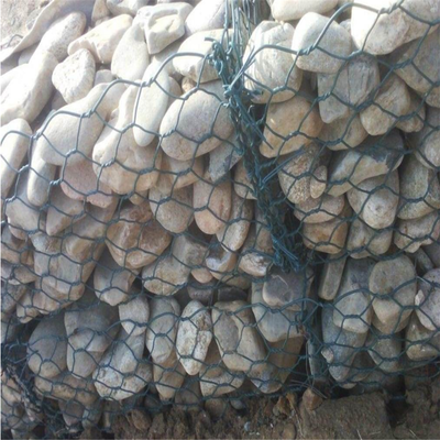 石籠網(wǎng)生態(tài)擋墻與格賓石籠規(guī)格在擋墻設(shè)計(jì)中的應(yīng)用及木雕刻品的藝術(shù)融合